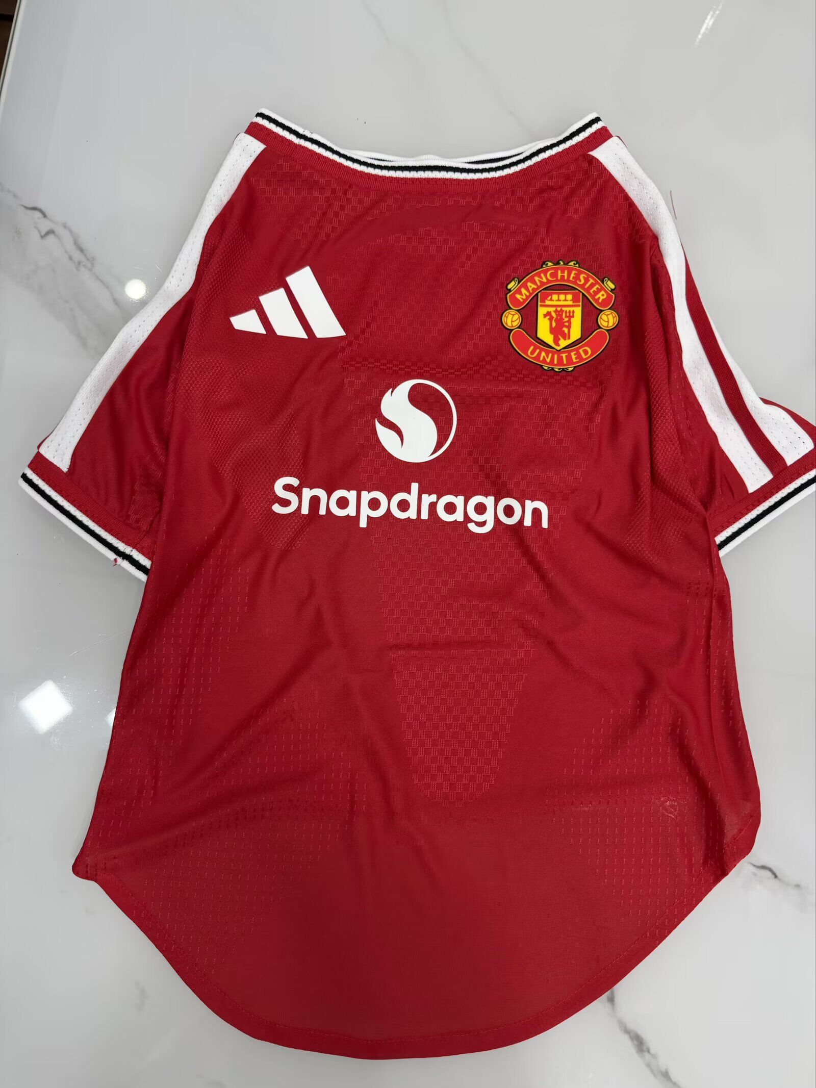 Manchester Utd 26/27 Home Pet Jersey